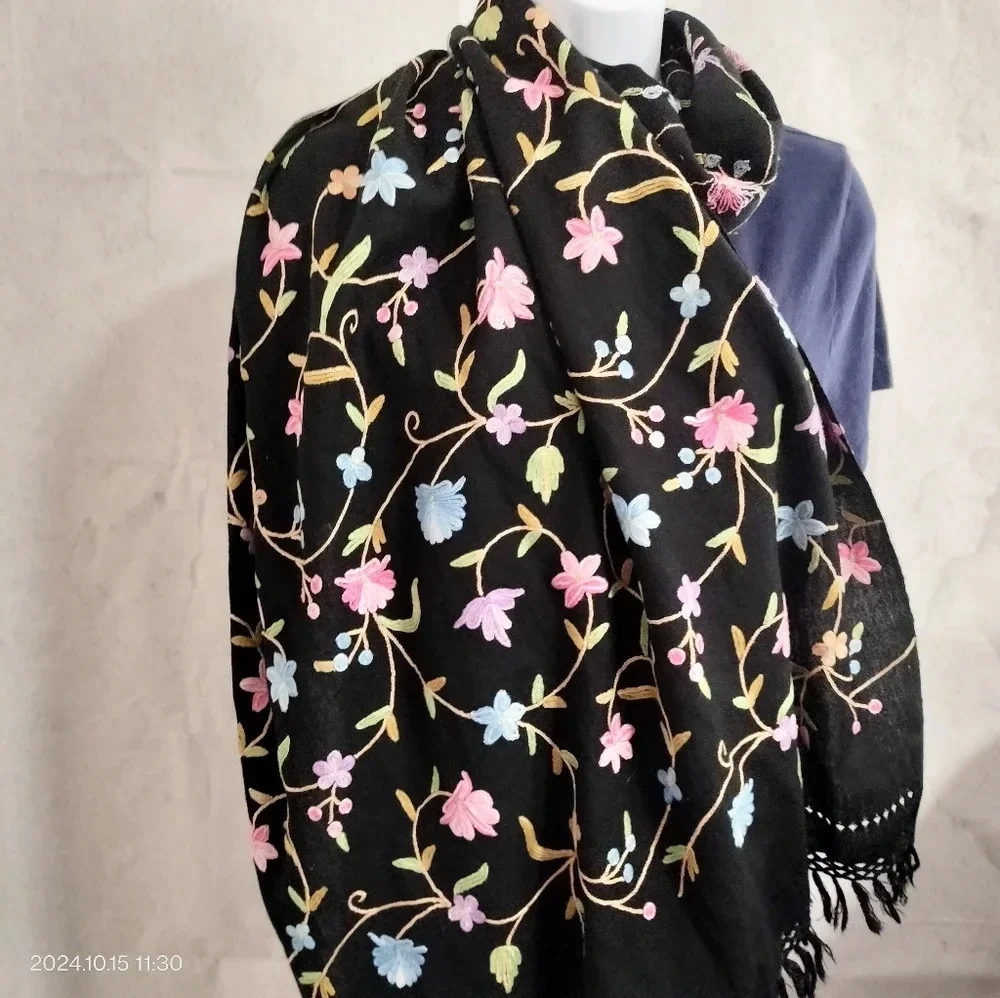 Floral Embroidered Black Shawl Scarf Multifunctional Women's OS Fringe Unbranded